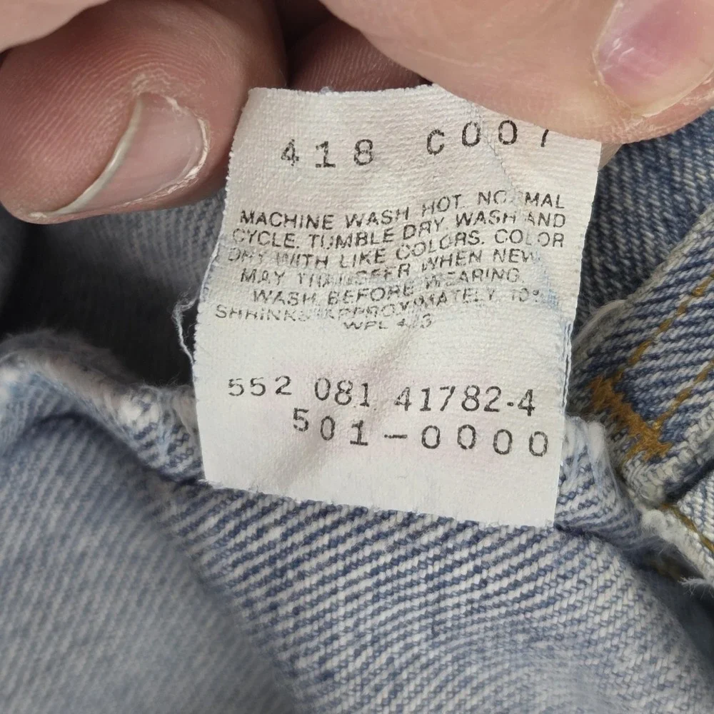 Vintage Levis 501 Jeans‎ Mens Blue Light Wash Straight Button Fly USA Fits 36x28